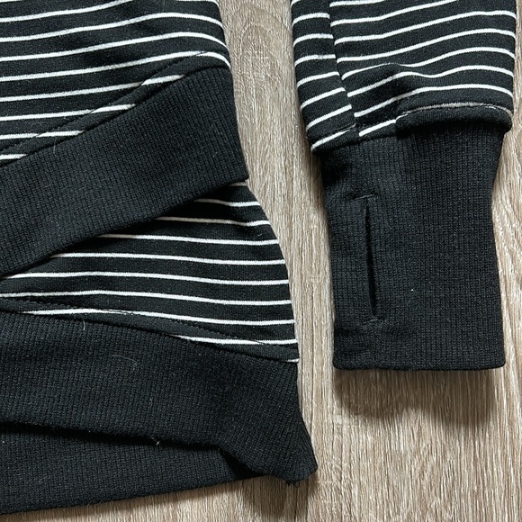 Striped sweater - Picture 3 of 4